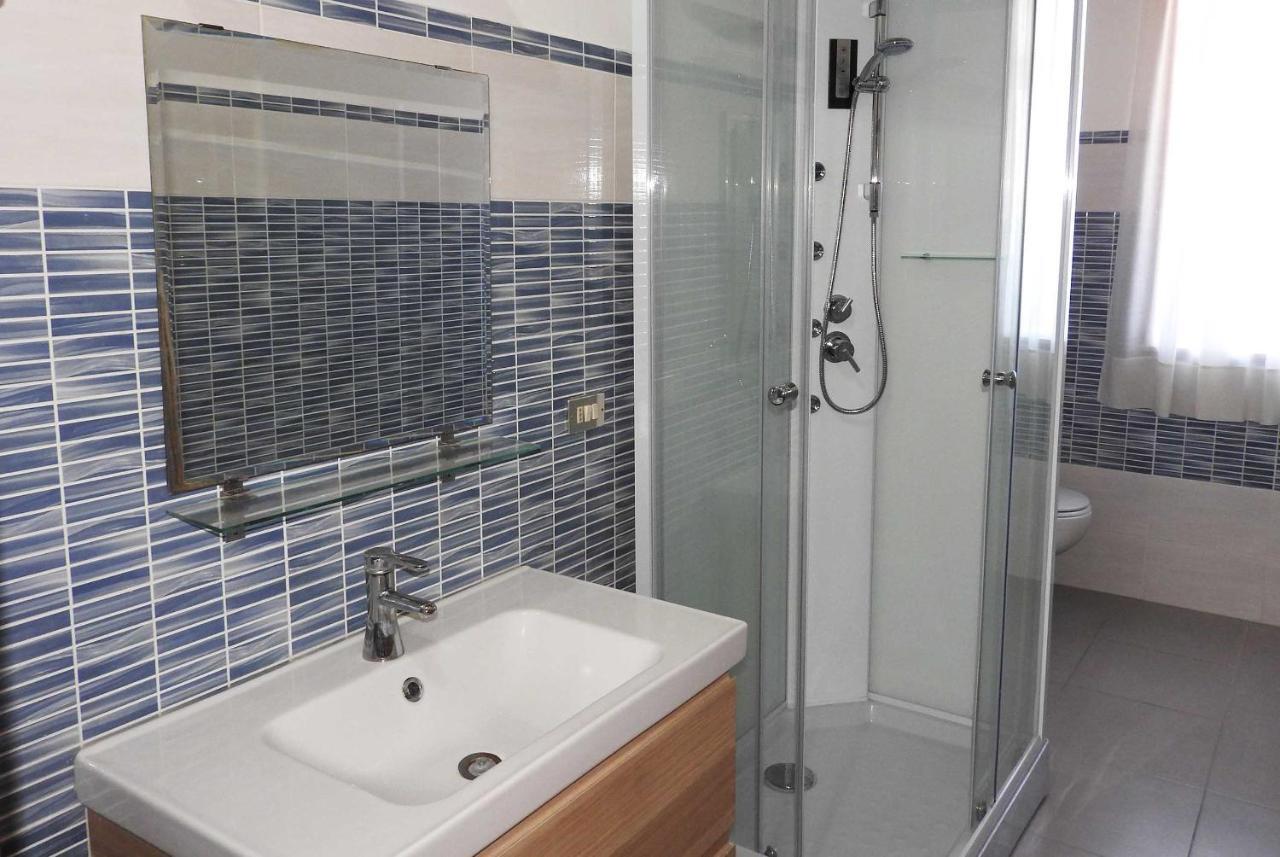 Mansarda Sul Mare Dei Ciclopi Appartement Aci Trezza Buitenkant foto